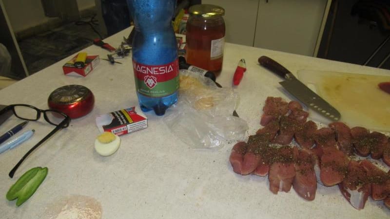 Těstoviny se škůdci či myší trus. Zavřelo pět restaurací, podívejte se na největší prohřešky