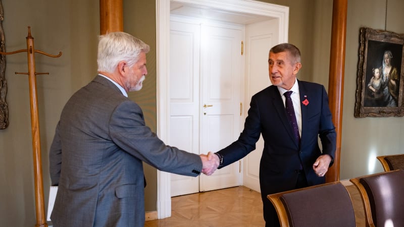 ON-LINE: Prezident má stále problém jmenovat Turka, oznámil Babiš. Bude jednat s Motoristy