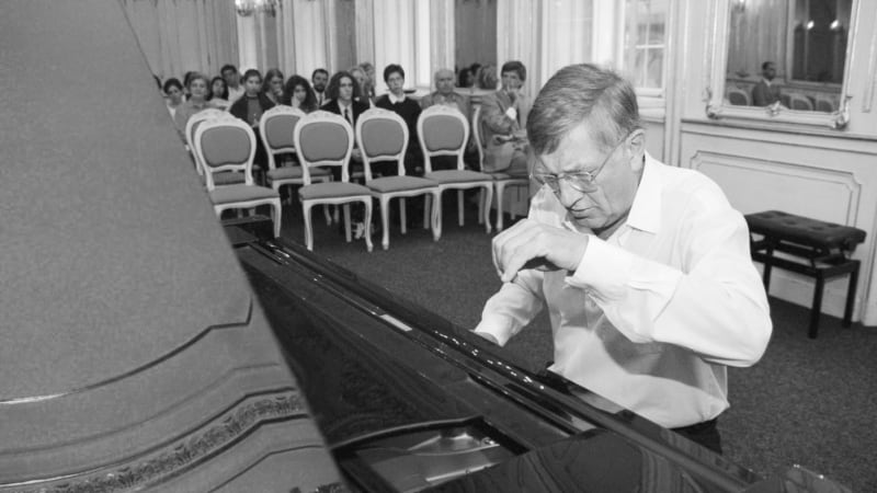 Zemřel uznávaný klavírista Jan Novotný. Specializoval se na dílo Bedřicha Smetany