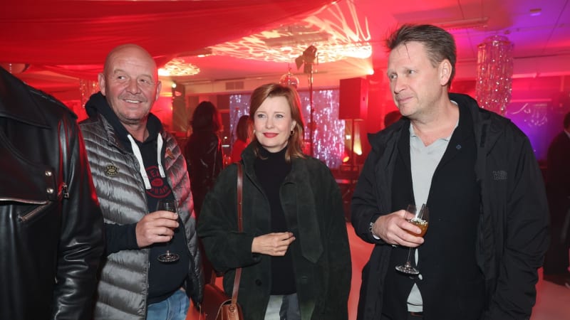 Poslední snímky Pavla Nečase. Smrt přišla nečekaně, nedávno se fotil se sklenkou vína v ruce