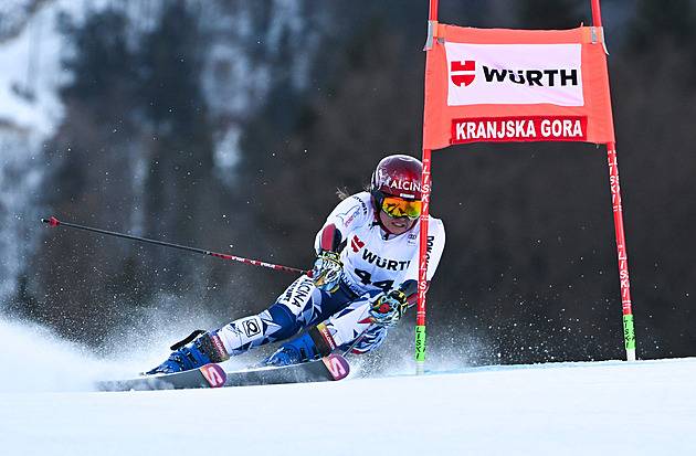 Obří slalom v Kranjské Goře vede Rastová, Jelínková do 2. kola nepostoupila