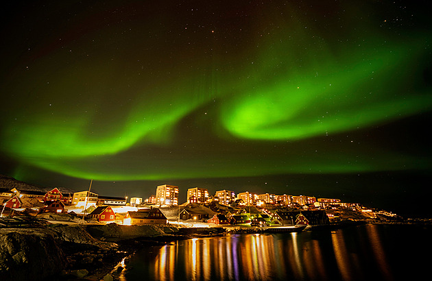 Sto tisíc dolarů na hlavu a pacifický scénář. Trump piluje plán, jak koupit Grónsko