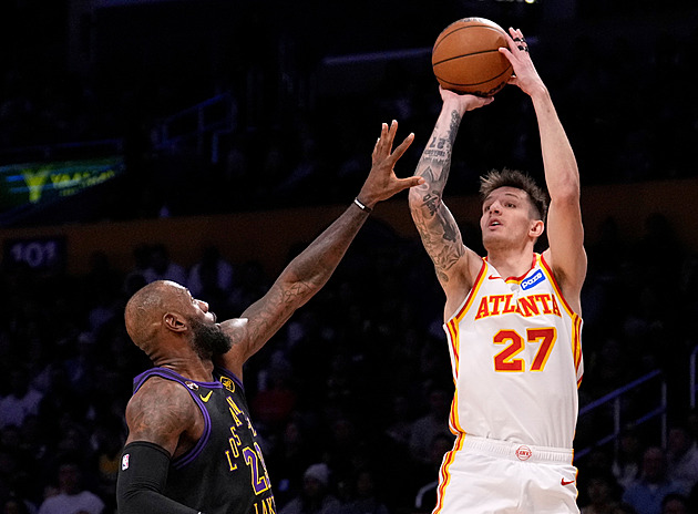 Krejčí a spol. dostali lekci na hřišti Lakers. Šampioni NBA vrátili úder