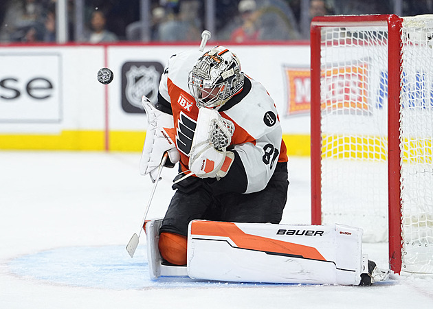 Smůla a nejistota pro národní tým. Vladař se v NHL zranil, přijde o olympiádu?