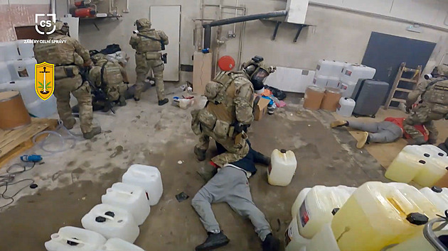 Největší operace svého druhu. Europol rozbil drogový gang, zapojilo se i Česko