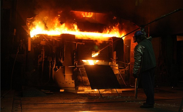 Obnovte výjimku z daně pro metalurgii, žádají podniky. Ministryně to zváží