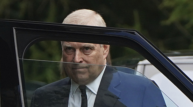 Britská vláda chce vyškrtnout Andrewa z nástupnictví. Chystá speciální zákon