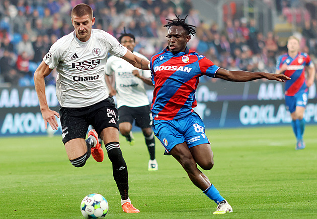 ONLINE: Zlín - Plzeň, hosté chtějí po vyřazení z pohárů splnit povinnost