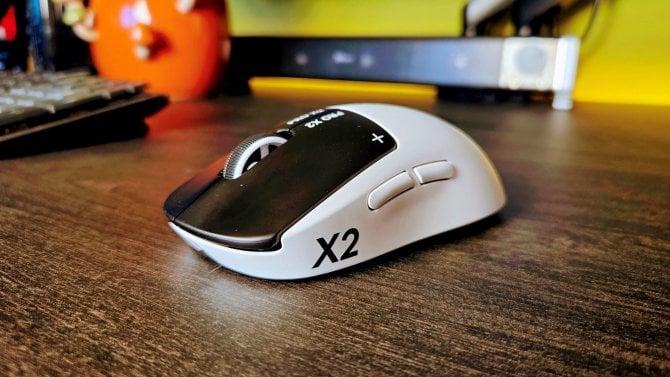 Recenze Logitech Pro X2 Superstrike: cívky místo tlačítek mění klikání v silně návykový zážitek