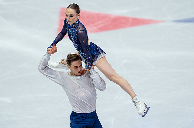 Sestra mě přece jen uvidí. Jak se Valesiová s Bidařem báli, než zjistili: Jedeme dál