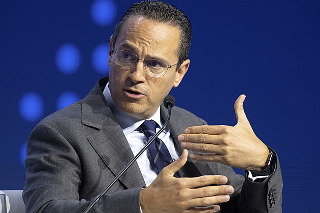 Evropě hrozí výpadek energií už příští měsíc, varuje Německo i ropná společnost