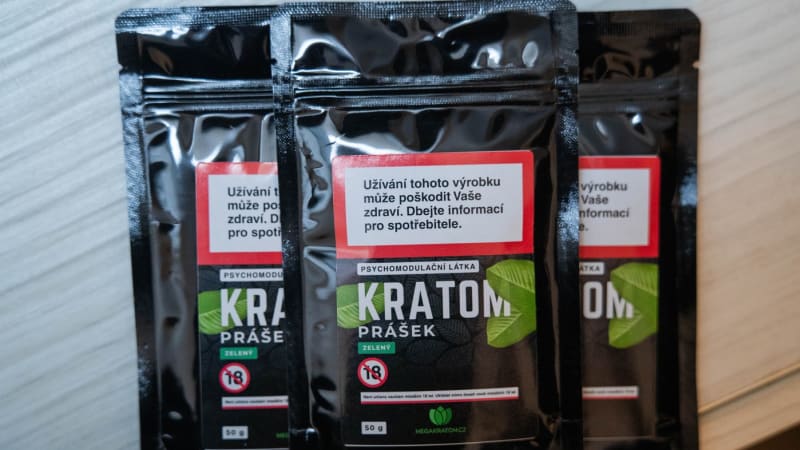 Boj o kratom: Policejní kampaň je zavádějící. Je to tlak na vládu, kritizuje Vobořil