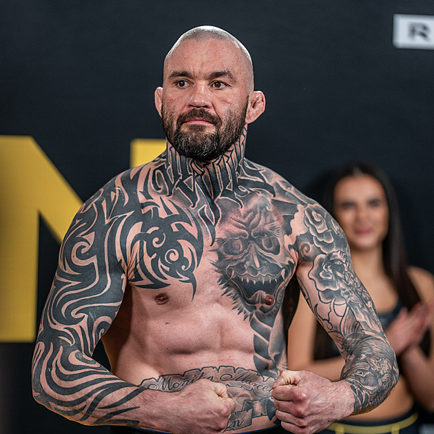 Oktagon poprvé v Polsku! Váhu splnil i domácí hromotluk Materla, posila z KSW