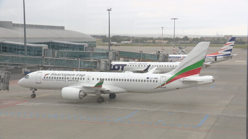 Evropě hrozí kolaps letecké dopravy. Palivo máme jen na 6 týdnů, řekl šéf energetické agentury