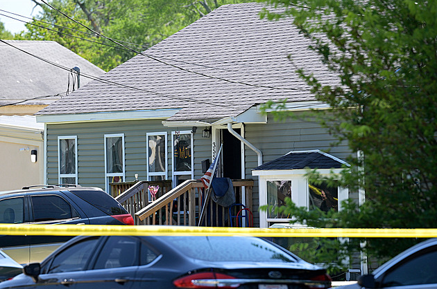 Útočník v Louisianě po domácí hádce zastřelil osm dětí, policisté ho pak zabili