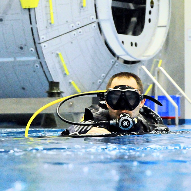 Budoucí český astronaut Svoboda má za sebou základní výcvik. Čeká na misi