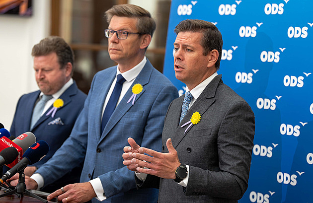 Bankrot. Protiústavní. Opozice pění nad rozpočtovou novelou, podá ústavní žalobu