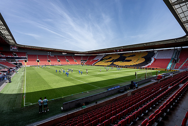 Slavia po incidentu v derby postaví nové bezpečnostní oddělení, hledá i pořadatele