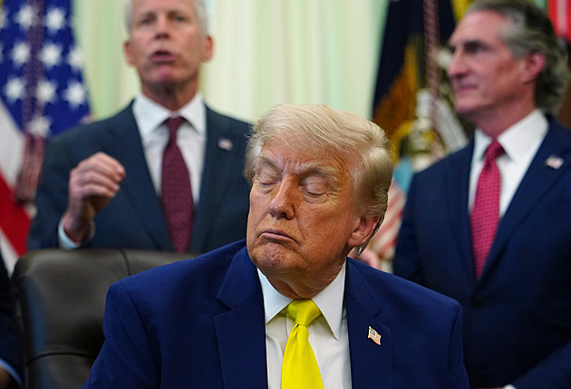 Spáč Don? Trumpovi se vrací přezdívka, kterou roky častoval Bidena