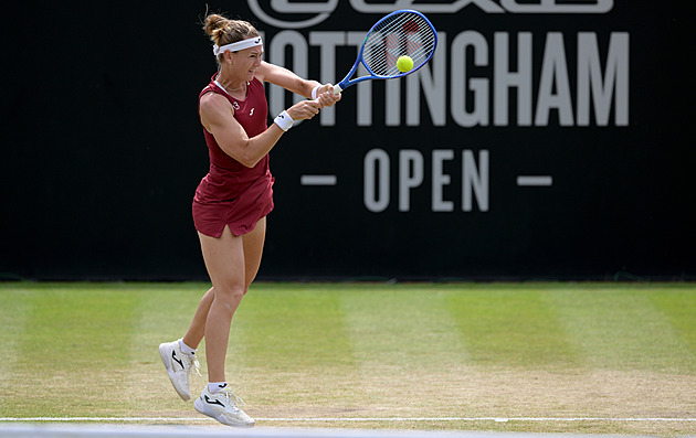 Tenis ONLINE: Bouzková usiluje o druhý letošní titul a vede, finále čeká i Noskovou
