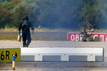 Na dronu s výbušninou z letiště u Lipska našli policisté stopy DNA