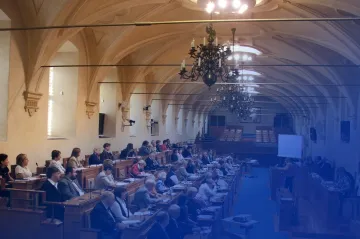 Senát vrátil předlohu ke znovuzavedení EET sněmovně