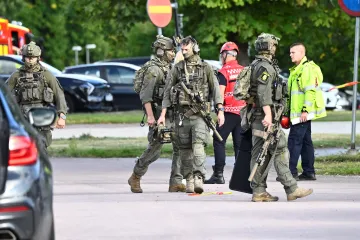 Útočník s mečem zaútočil na švédskou střední školu, jeden člověk zemřel